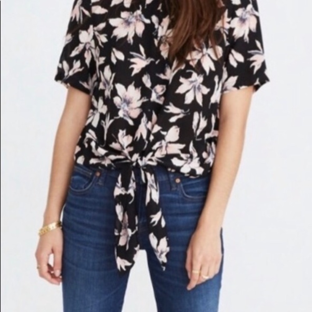 PRICE DROP!!  Madewell Silk Tie up blouse